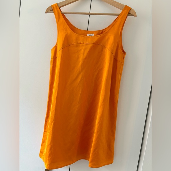 Cinq a Sept Orange Mini Dress! - Picture 1 of 4